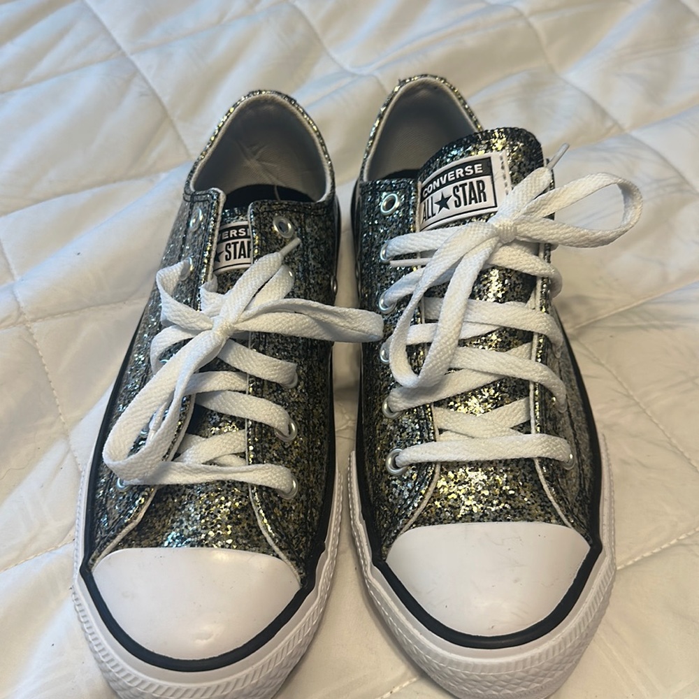 Converse brand new